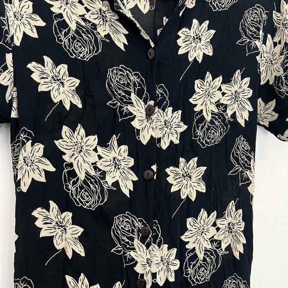 Floral Maxi Dress - Picture 3 of 6